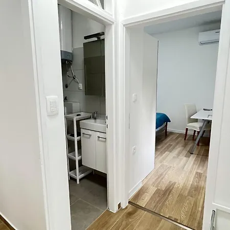 Lingo Apartment *